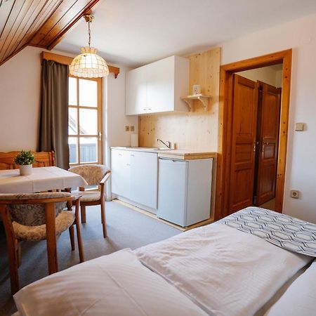 Guesthouse Jelenov Greben Podcetrtek Bagian luar foto
