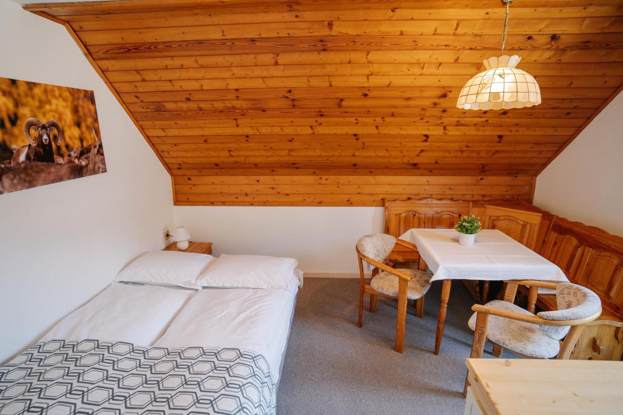 Guesthouse Jelenov Greben Podcetrtek Bagian luar foto